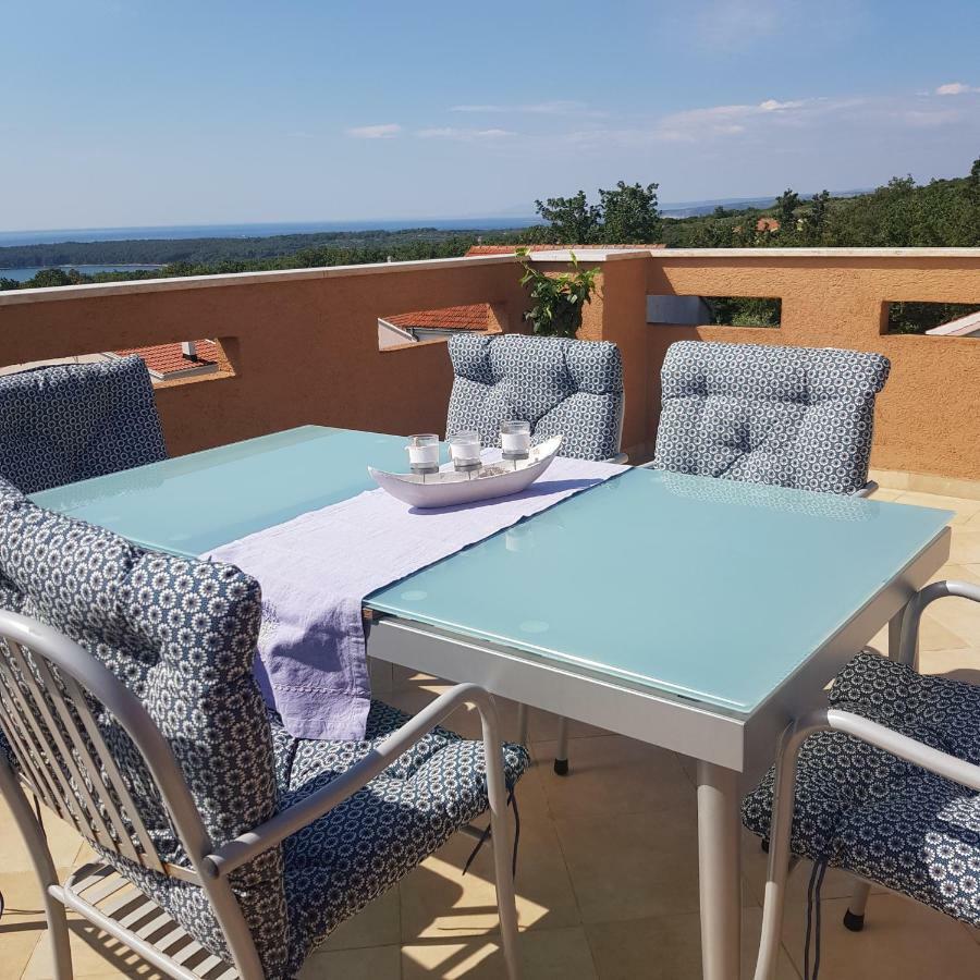 Allure Apartment Kornic Bagian luar foto